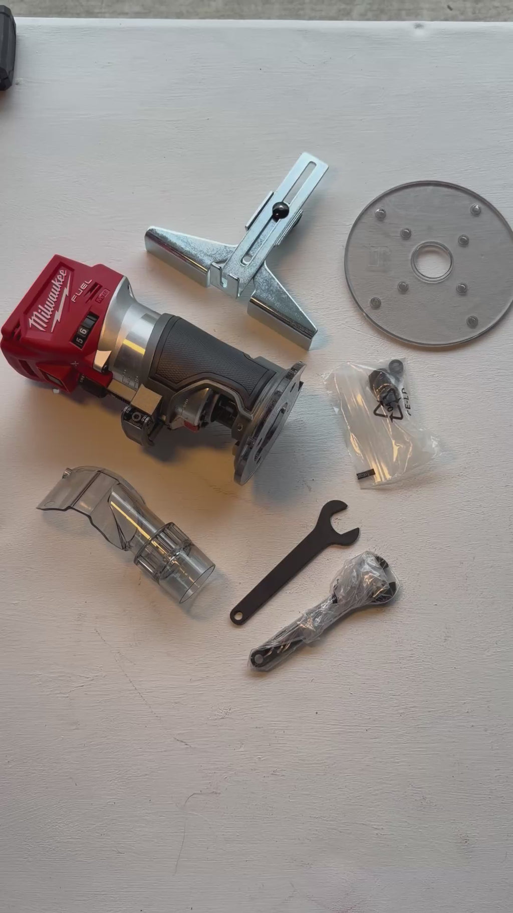 M18 FUEL 18V Lithium-Ion Brushless Cordless Compact Router (Tool-Only)